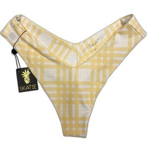 Skatie XL Yellow and White Checkered Swim Bottoms NWT